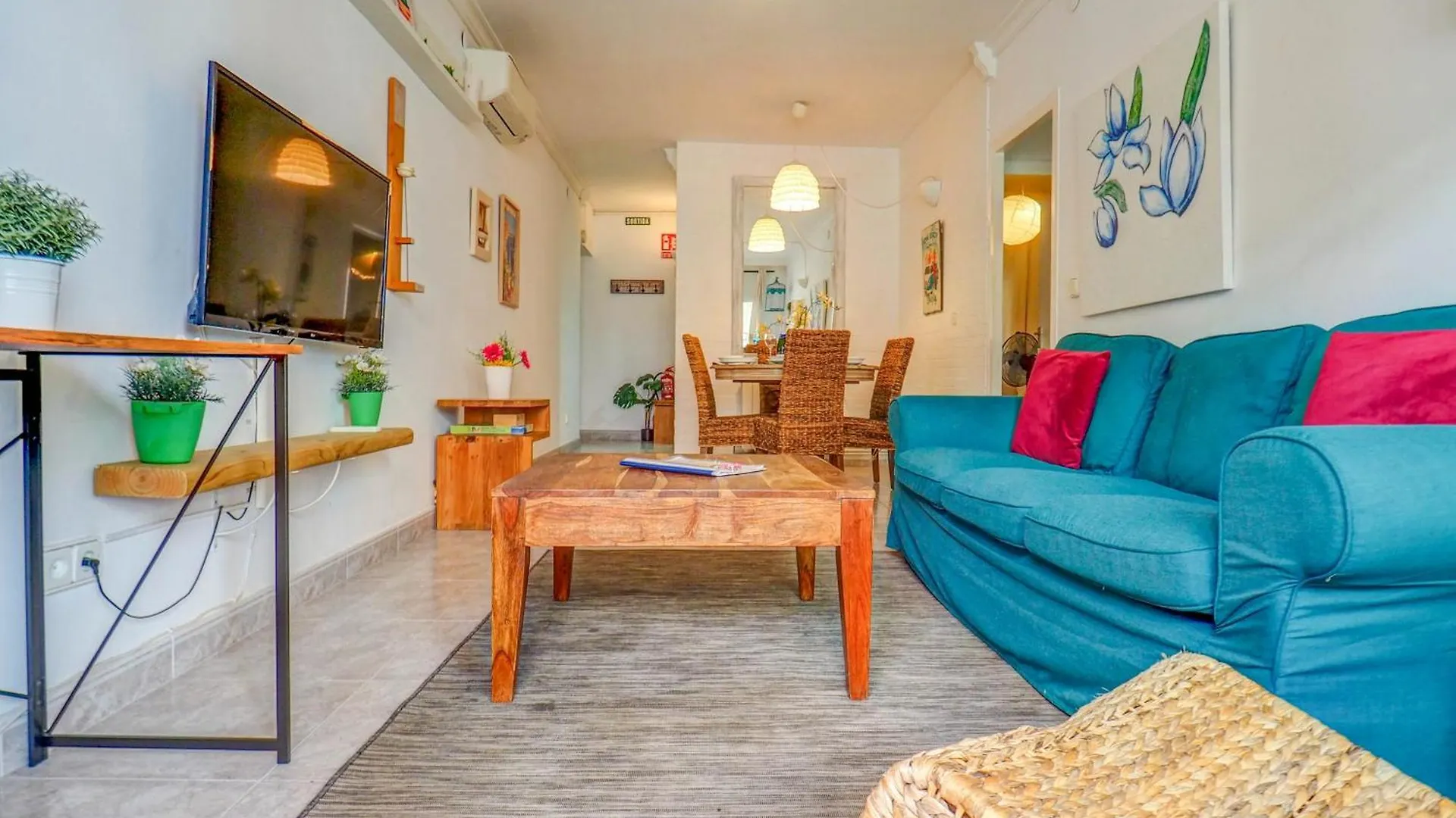 The Beach Holi Apartment By Hello Homes 锡切斯 西班牙