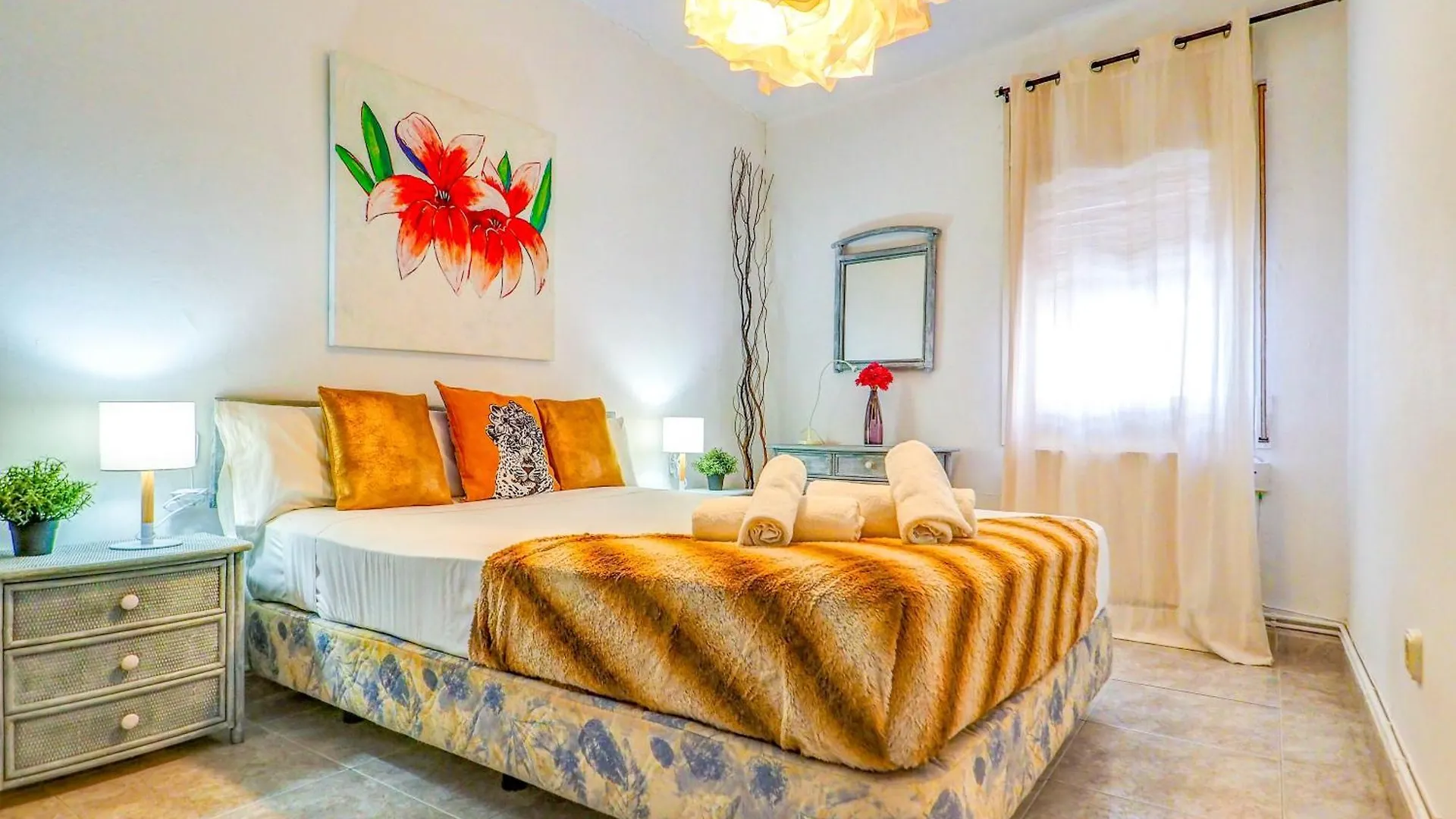 The Beach Holi Apartment By Hello Homes 锡切斯