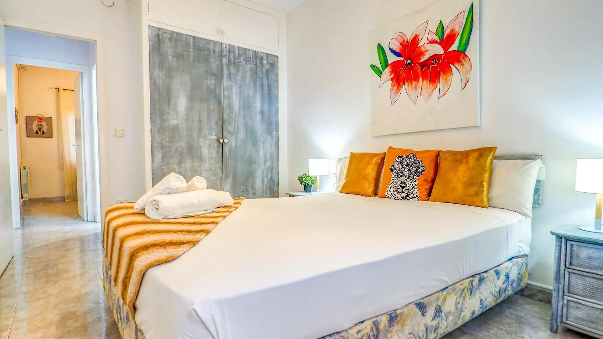 The Beach Holi Apartment By Hello Homes 锡切斯